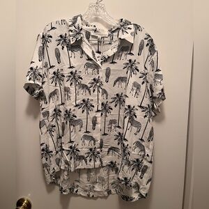 Jane and Delancey Black and White Safari Print Blouse